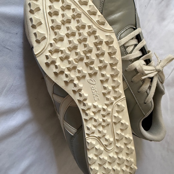 ASICS Silver White Men's Running Shoes - Picture 3 of 5